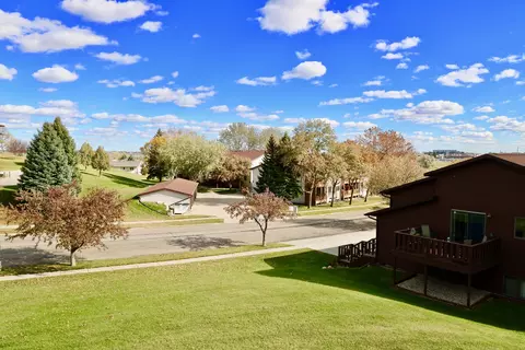 431 Brandon Dr E # C, Bismarck, ND 58503 photo 35