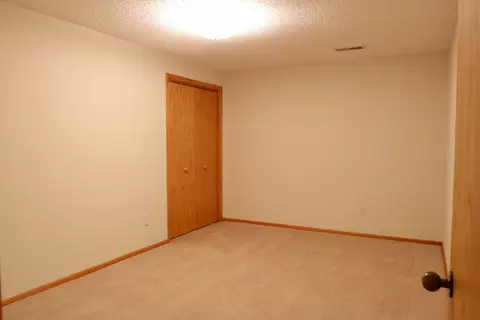 431 Brandon Dr E # C, Bismarck, ND 58503 photo 27