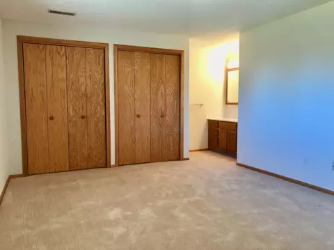 431 Brandon Dr E # C, Bismarck, ND 58503 photo 26