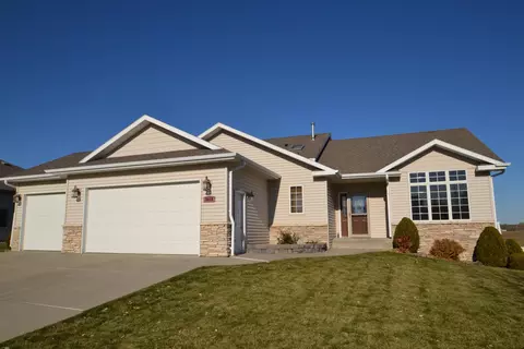5018 Boulder Ridge Rd, Bismarck, ND 58503 photo 8