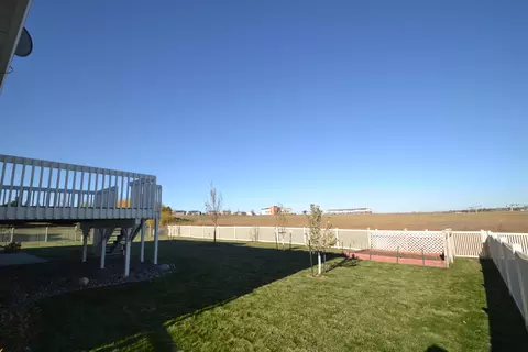 5018 Boulder Ridge Rd, Bismarck, ND 58503 photo 40