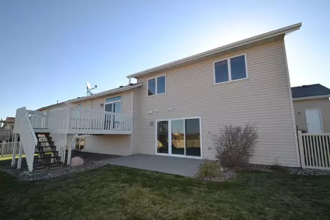 5018 Boulder Ridge Rd, Bismarck, ND 58503 photo 7