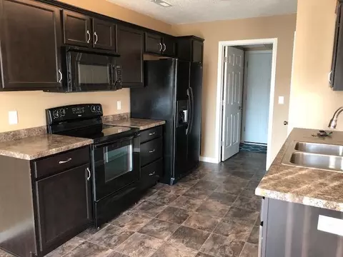 2808 Douglas Pl SE, Mandan, ND 58554 photo 5
