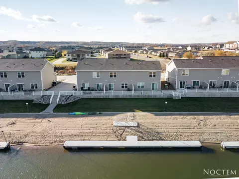2808 Douglas Pl SE, Mandan, ND 58554 photo 4