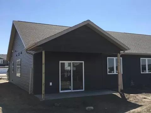 4208 Cumberland Lp, Bismarck, ND 58503 photo 2