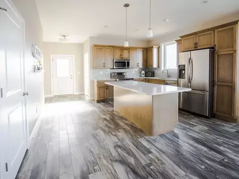 4208 Cumberland Lp, Bismarck, ND 58503 photo 3