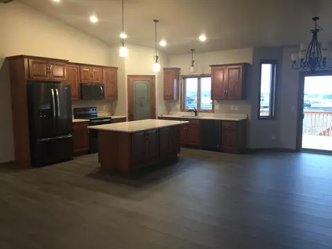 5211 Basalt Dr, Bismarck, ND 58503 photo 17