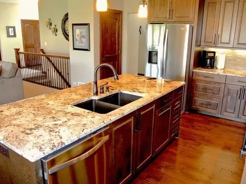 606 Slate Dr, Bismarck, ND 58503 photo 22