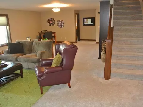606 Slate Dr, Bismarck, ND 58503 photo 34