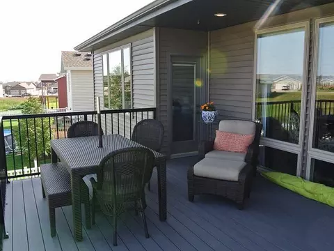 606 Slate Dr, Bismarck, ND 58503 photo 25