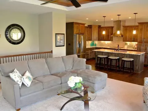 606 Slate Dr, Bismarck, ND 58503 photo 17