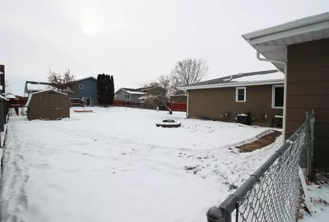 719 Wachter Ave, Bismarck, ND 58504 photo 19