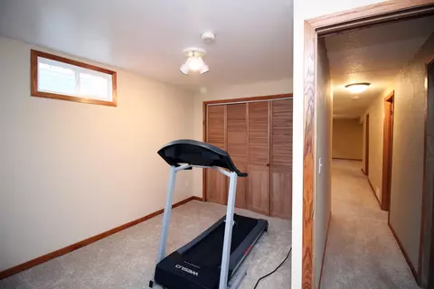 719 Wachter Ave, Bismarck, ND 58504 photo 13