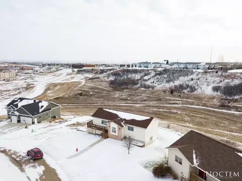 3009 Hillside Rd NW, Mandan, ND 58554 photo 27