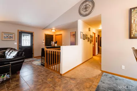 4028 Rawhide Dr, Bismarck, ND 58503 photo 5