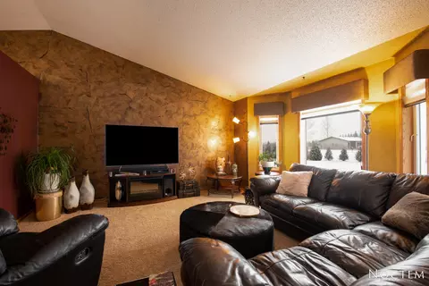 4028 Rawhide Dr, Bismarck, ND 58503 photo 7