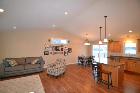 5000 Hudson St, Bismarck, ND 58503 photo 4
