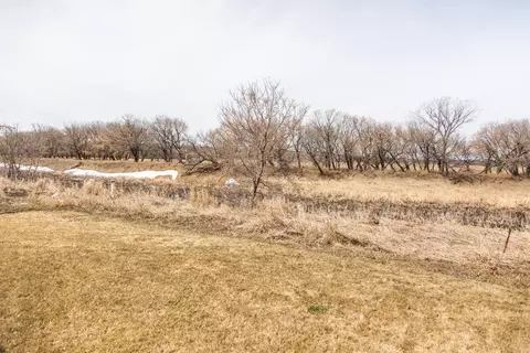 3834 Lillian Ct SE, Mandan, ND 58554 photo 27