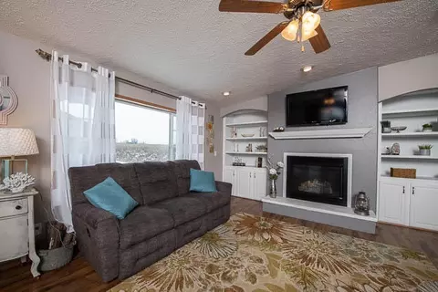 3907 N Valley Loop Loop, Bismarck, ND 58503 photo 6