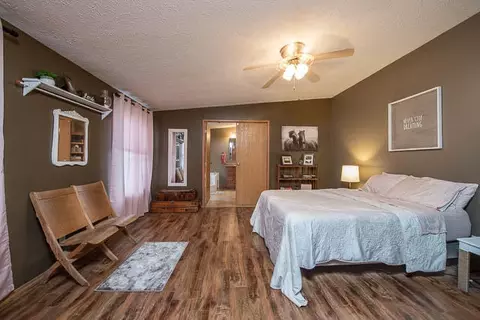 3907 N Valley Loop Loop, Bismarck, ND 58503 photo 7