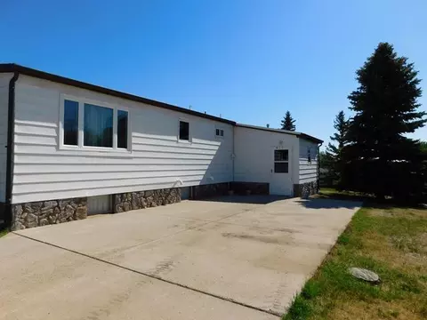 419 College St, Flasher, ND 58535 photo 2