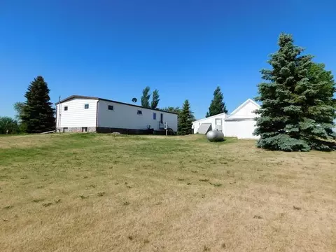 419 College St, Flasher, ND 58535 photo 4