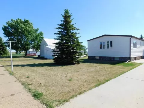 419 College St, Flasher, ND 58535 photo 1