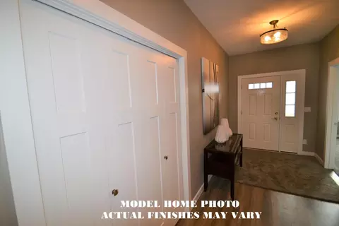 417 Buckskin Loop, Bismarck, ND 58503 photo 12