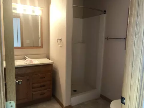 701 Walter Way NE, Bismarck, ND 58503 photo 6