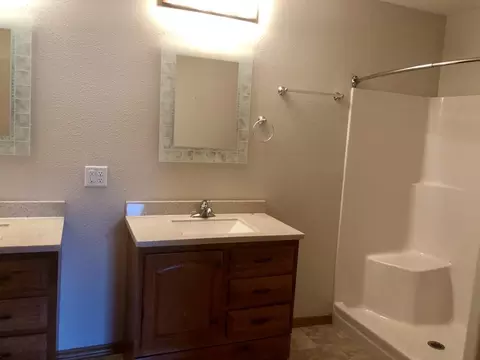 701 Walter Way NE, Bismarck, ND 58503 photo 20
