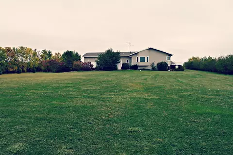 3911 31st Ave NW, Mandan, ND 58554 photo 33