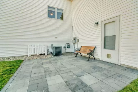 152 Dolan Dr, Lincoln, ND 58504 photo 25