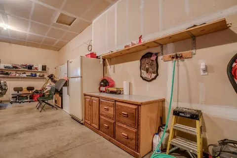 152 Dolan Dr, Lincoln, ND 58504 photo 19