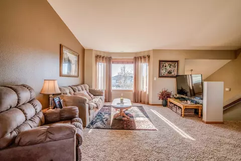 152 Dolan Dr, Lincoln, ND 58504 photo 8