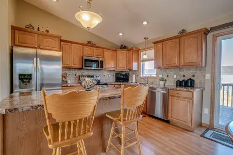 152 Dolan Dr, Lincoln, ND 58504 photo 3