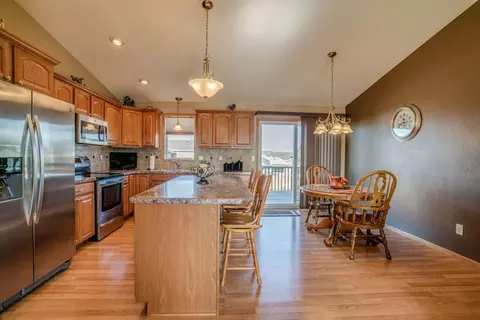 152 Dolan Dr, Lincoln, ND 58504 photo 5