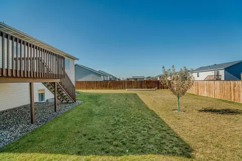 152 Dolan Dr, Lincoln, ND 58504 photo 27