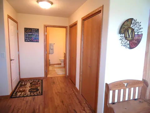 1024 E Lasalle Dr NE, Bismarck, ND 58503 photo 10