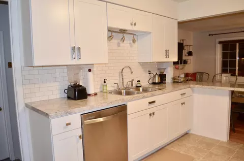 574 Sunset Pl, Bismarck, ND 58504 photo 10