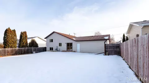 1613 12th Ave SE, Mandan, ND 58554 photo 24