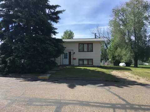 409 Vanslyck Ave, Stanton, ND 58571 photo 3
