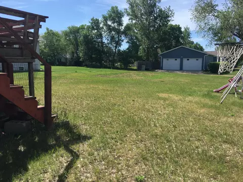 409 Vanslyck Ave, Stanton, ND 58571 photo 5