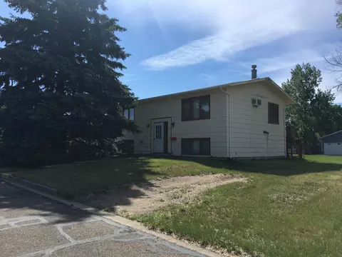 409 Vanslyck Ave, Stanton, ND 58571 photo 2