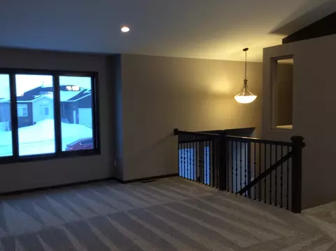 4723 Marsh Hawk Dr, Bismarck, ND 58503 photo 5