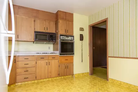 219 Kavaney Dr, Bismarck, ND 58501 photo 15