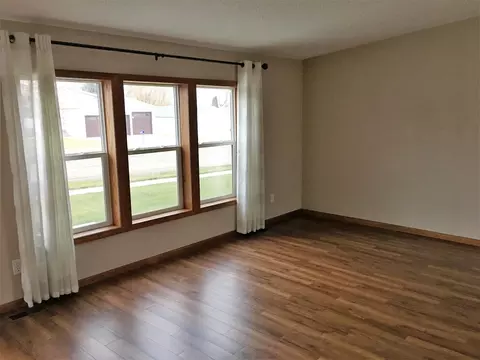 3732 Jericho Rd, Bismarck, ND 58503 photo 5