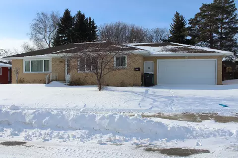 1908 Catherine Dr, Bismarck, ND 58501 photo 28