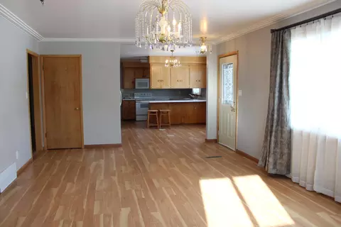 1908 Catherine Dr, Bismarck, ND 58501 photo 5