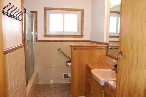 1908 Catherine Dr, Bismarck, ND 58501 photo 12