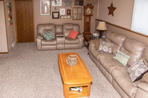 3407 Breen Dr, Bismarck, ND 58501 photo 21